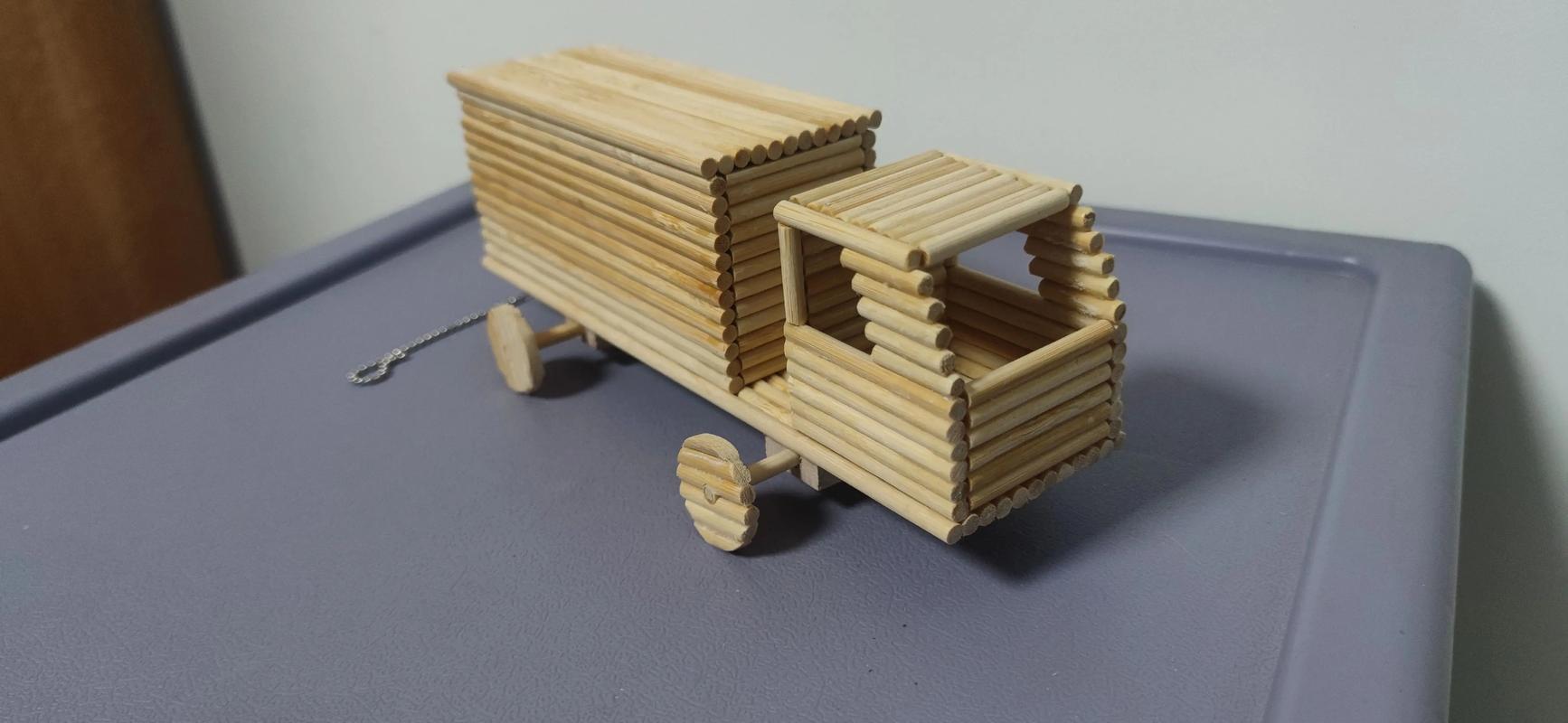 劳动周学生手工制作木工作品