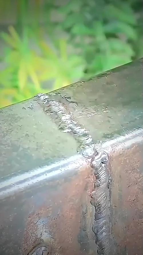 膨化机机筒焊缝打磨对比图