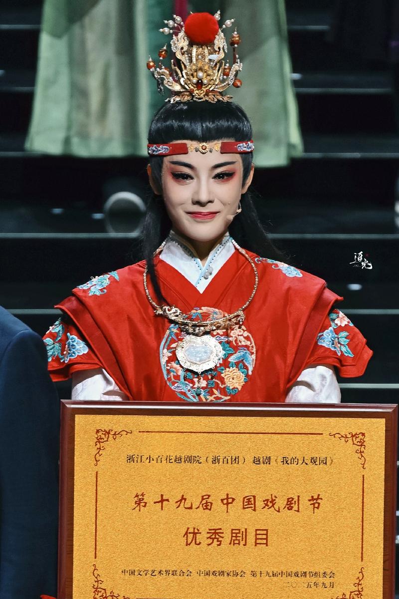 “表演式”国学,让我尴尬癌都犯了