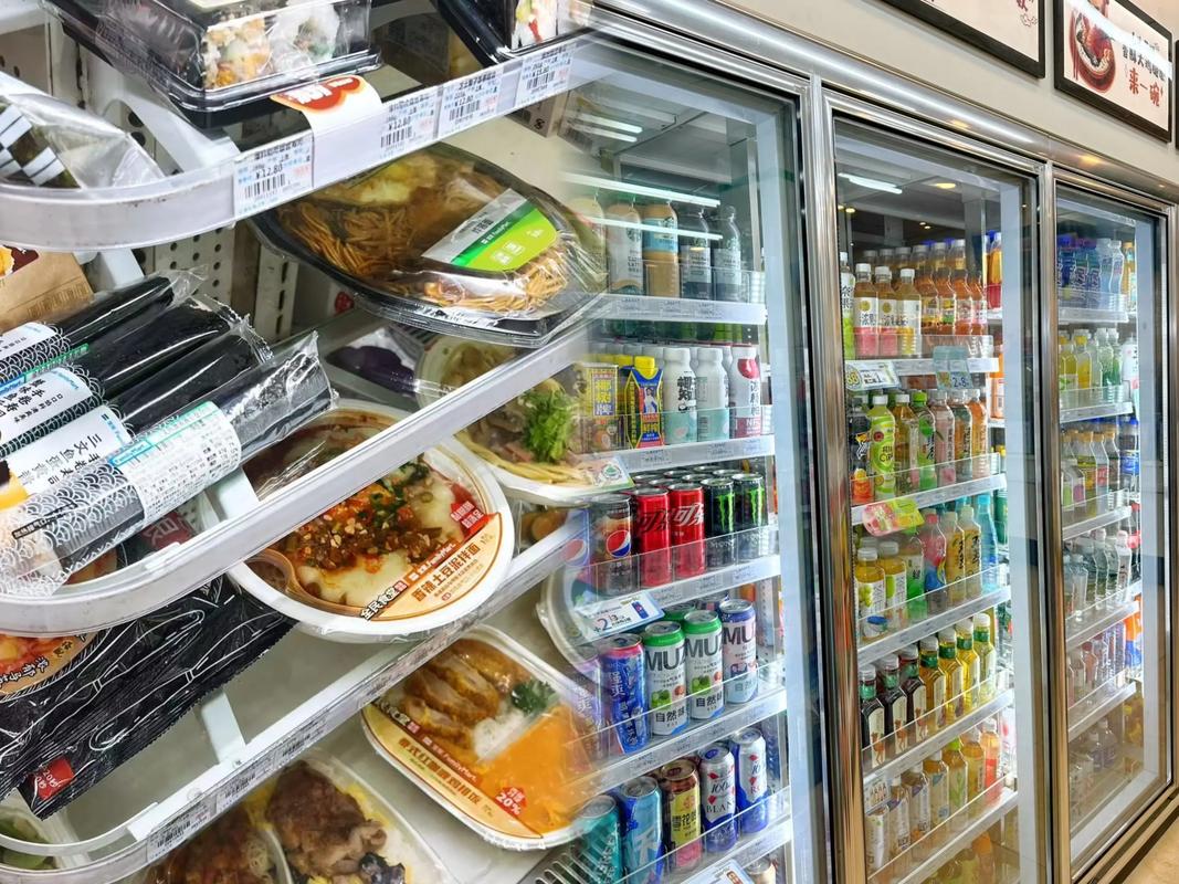 便利店冷藏便当主食组合实拍图