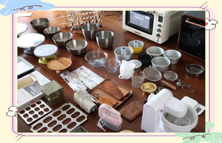 新手甜品制作常用器材桌面摆放