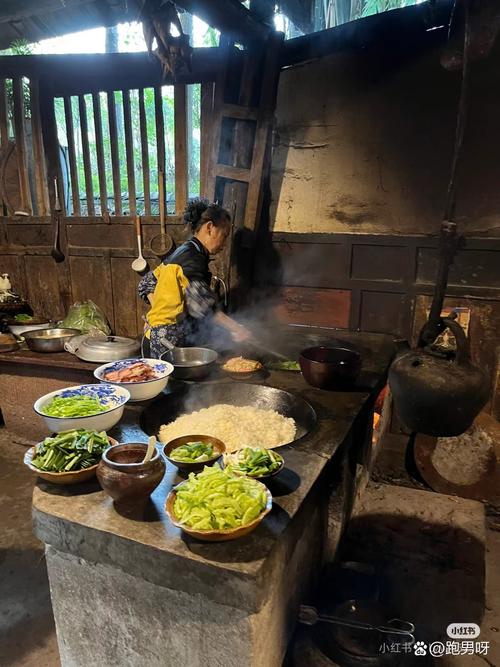 南漳黄垭村农家柴火灶土锅菜