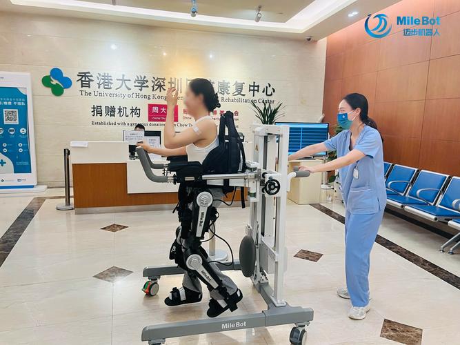 康复中心辅助康复机器人设计应用实拍