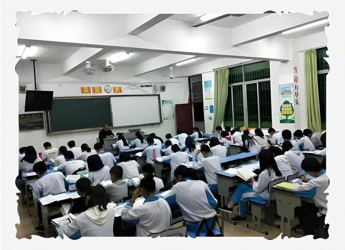 中学教室学生低头思考课堂沉默场景
