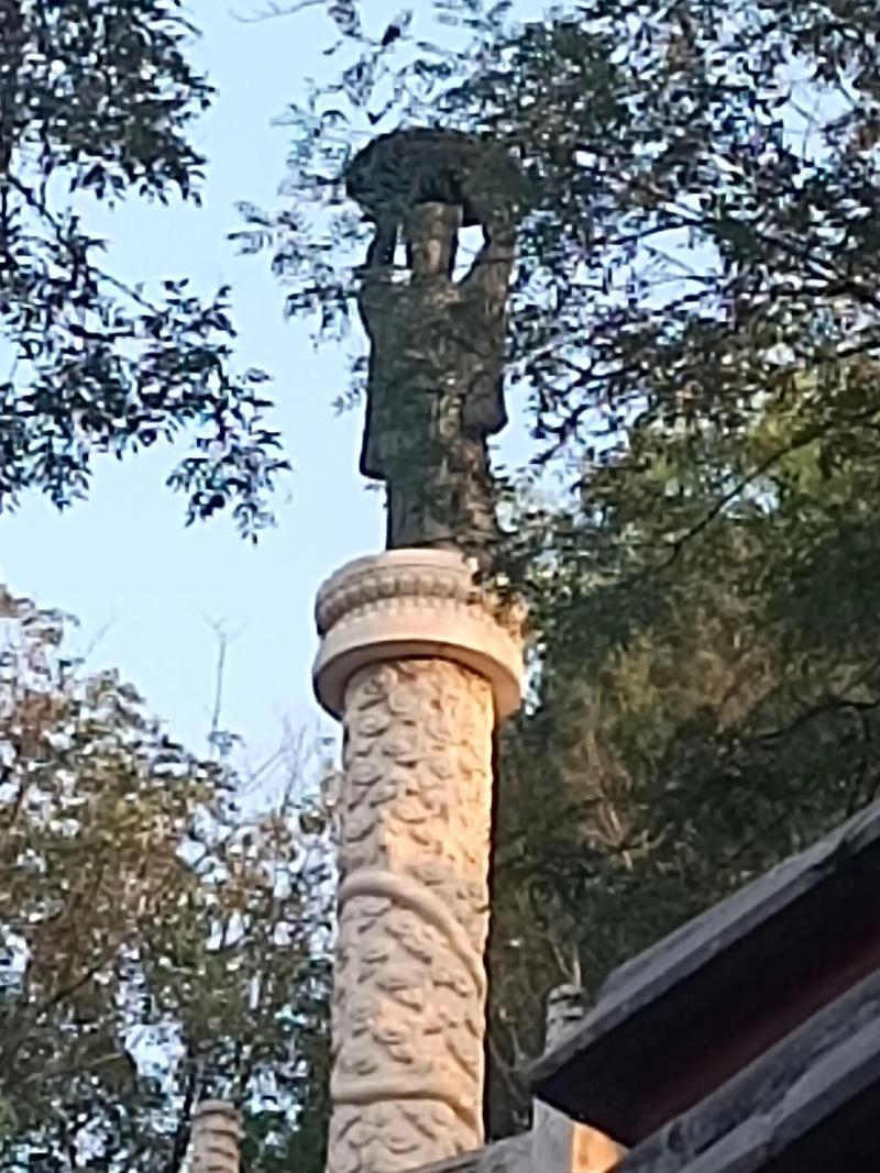 汉代铜仙人承露盘文物高清图片