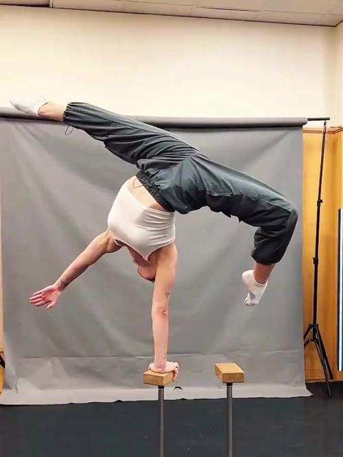 杂技，从来不是杂耍那么简单-因为所以