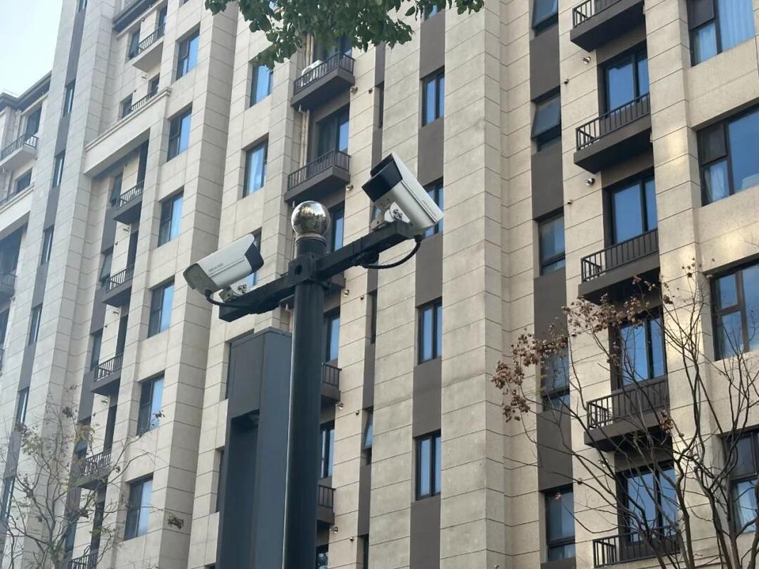 小区高层高空抛物监控安装实拍