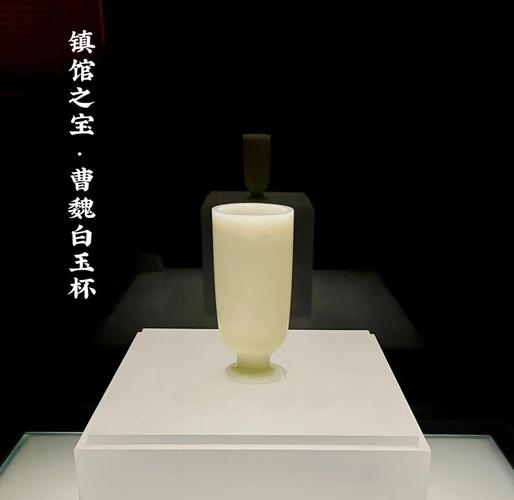 网红非国有博物馆内淘宝批发仿古展品实拍图