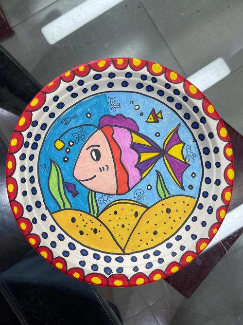 纸盘小鱼儿童手工作品