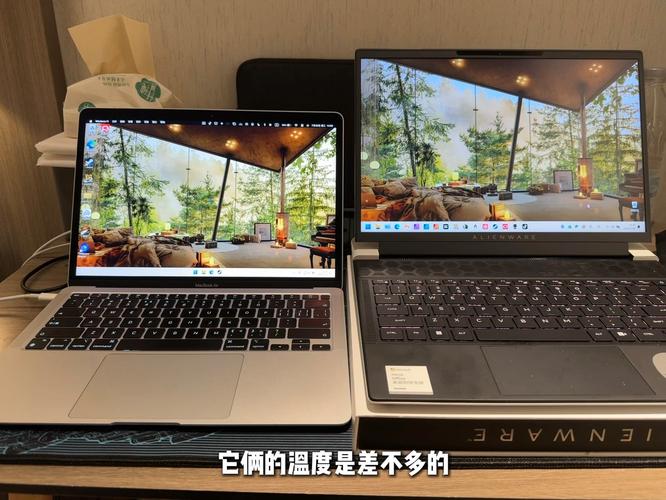 笔记本电脑使用场景对比图