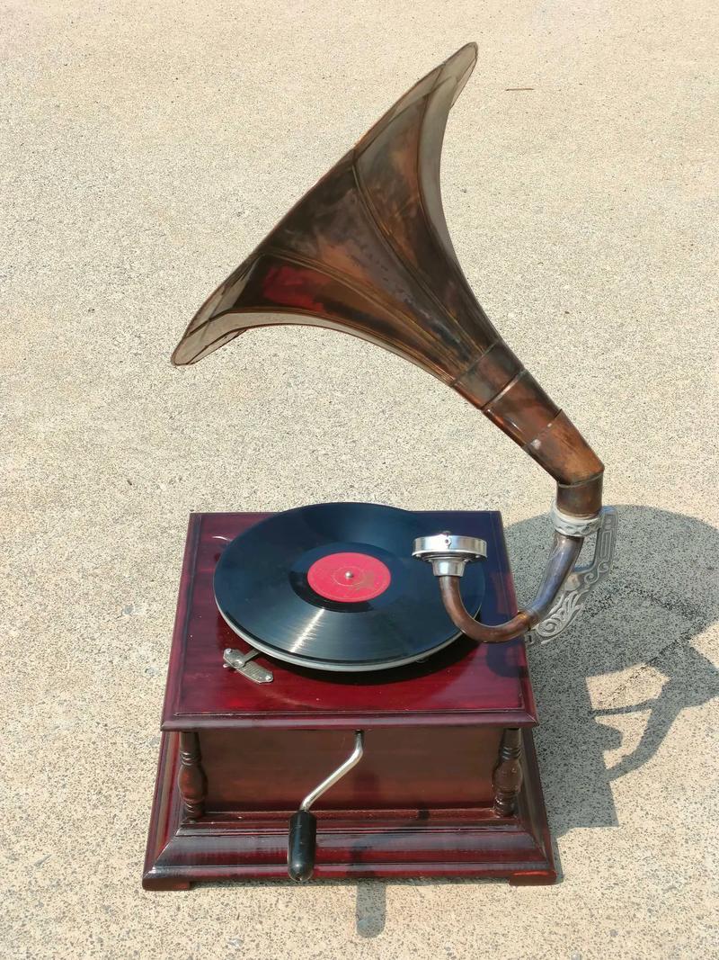 留声机：噪音、记忆与一场百年骗局-因为所以