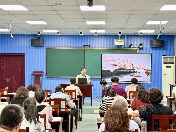 别再挤千军万马的考公路:2024届毕业生更值得走的3条小众就业路径-如东教育网