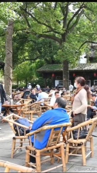 池州老茶馆内文南词坐唱现场竹椅八仙桌