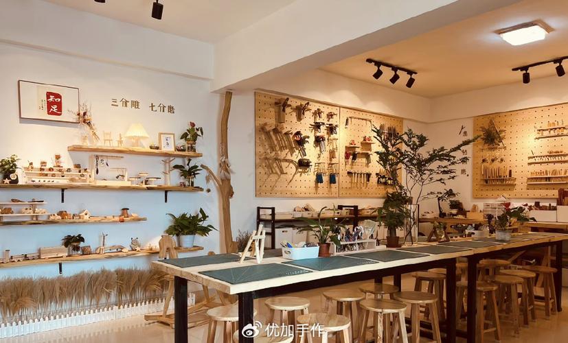 废品改造创意小店软装布置