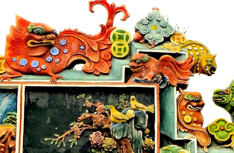 佛山岭南灰塑非遗传承人现场塑形