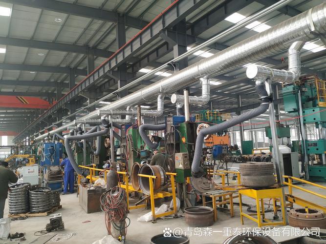 工厂堵塞失效的工业粉尘除尘管道实拍