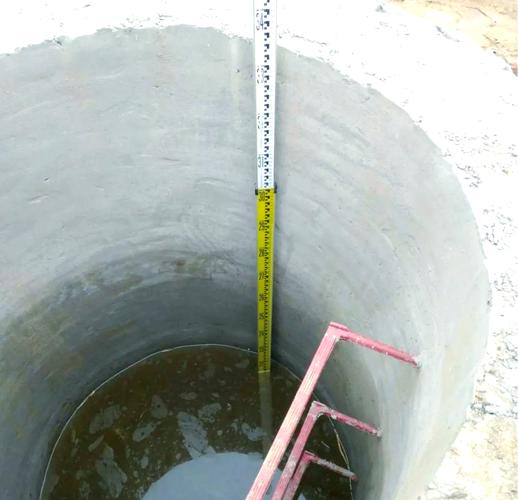 闭水试验水位标记及楼下检查