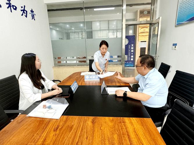 工伤赔偿律所客户咨询接待现场