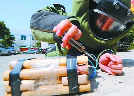 防身:拆雷要在爆之前