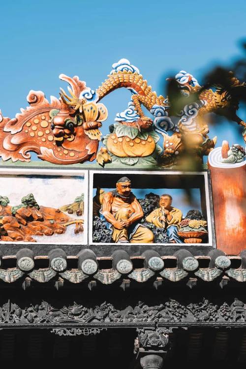 陈家祠屋脊灰塑 鳌鱼 三国人物造型