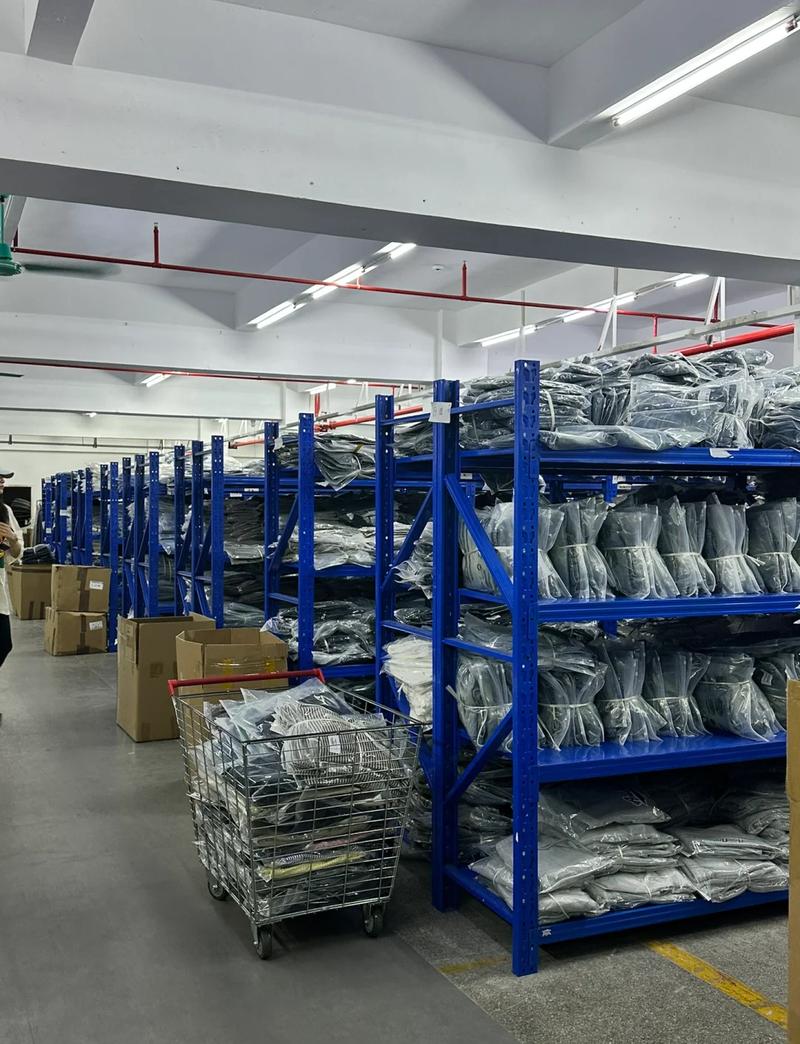 东莞乡镇服装加工厂旧仓库