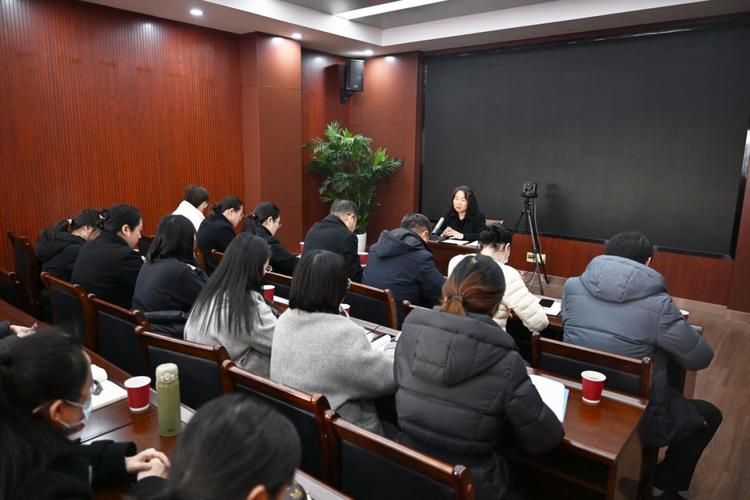 武汉婚姻家事案件律师团队研讨会场景