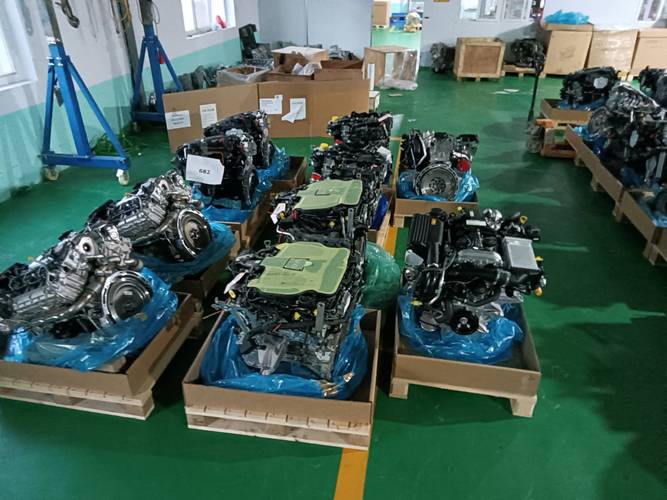 工程机械发动机再制造成品堆放现场
