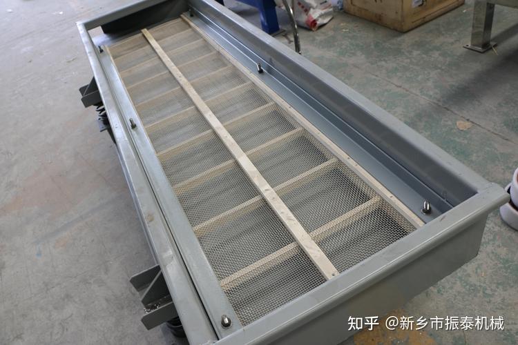 直线振动筛筛网编织细节图