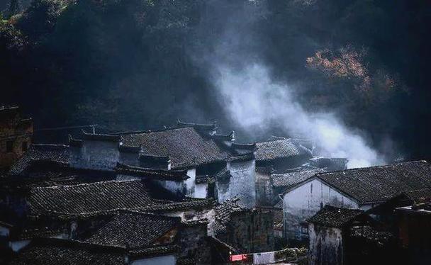 炊烟:被时代掐灭的归家信号-因为所以