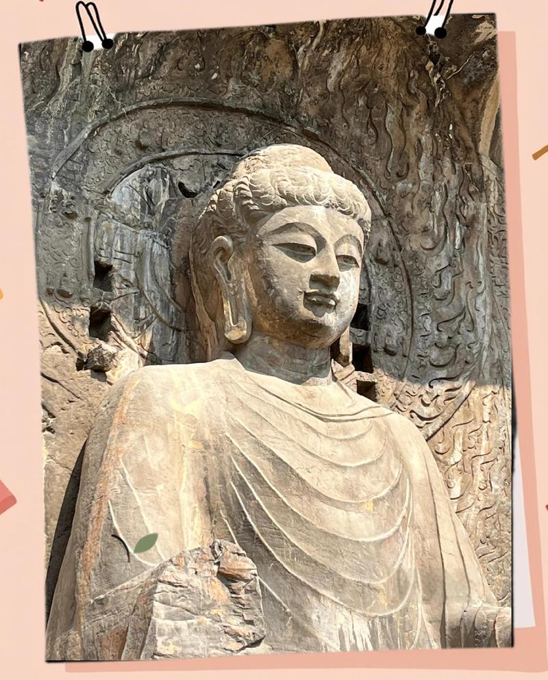 洛阳龙门石窟卢舍那大佛近景造像