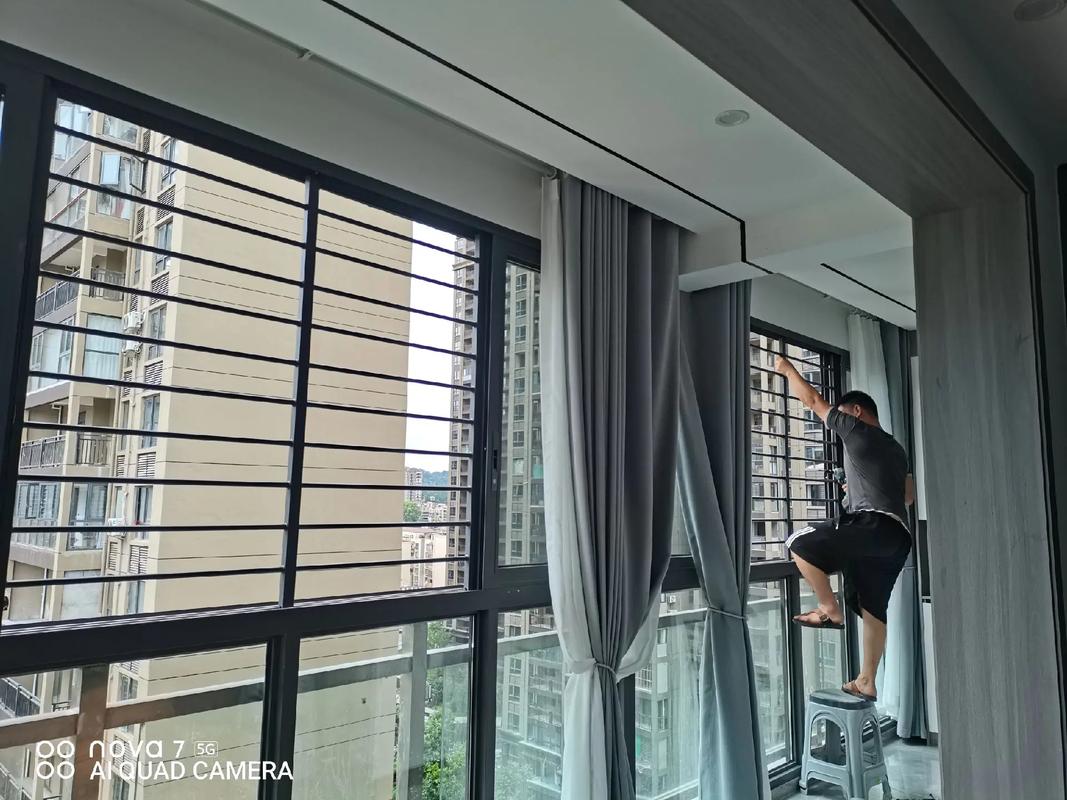 阳台推拉门防虫网安装实拍