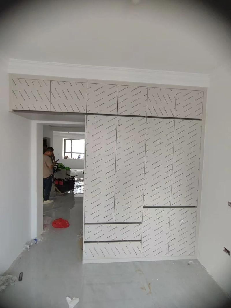 家装生态板衣柜施工现场图
