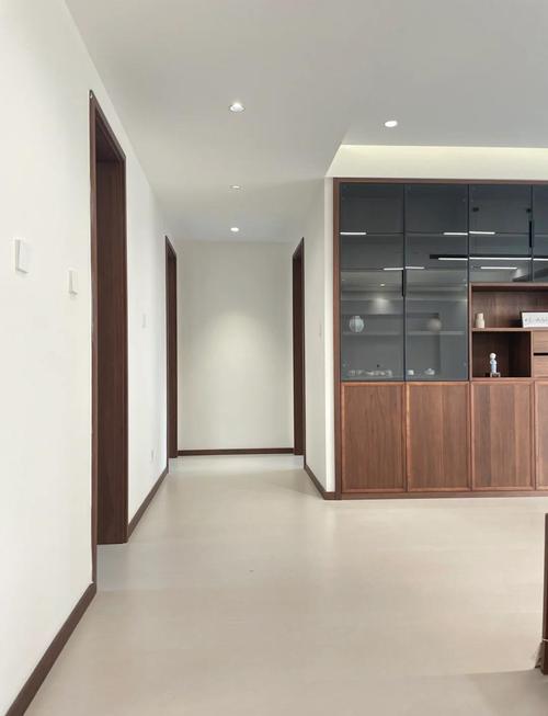 下沉式玄关哑光通体砖铺贴完工实景