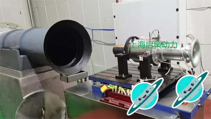修理厂喷油器滴漏台架测试实拍图