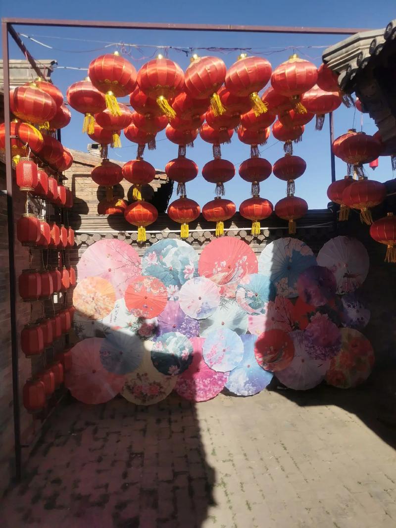 河北张家口蔚县暖泉古镇春节窗花市集