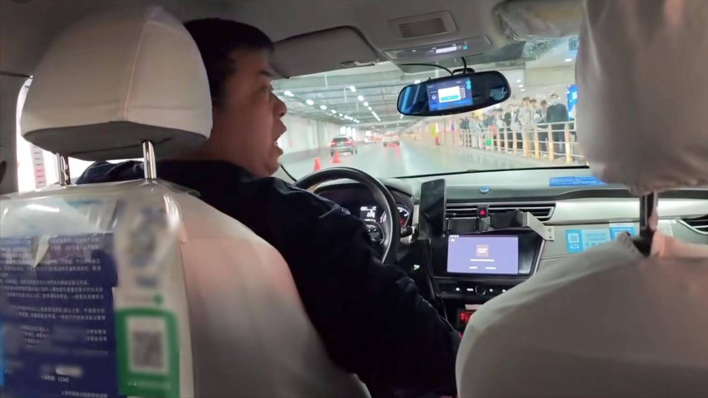 坐了一趟无人驾驶出租车,我腿软了…这玩意儿真安全吗?-我问答网