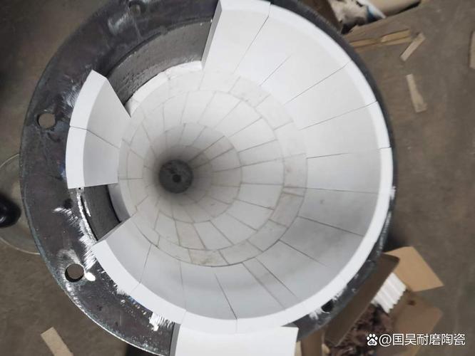 离心风机叶轮陶瓷耐磨衬板安装