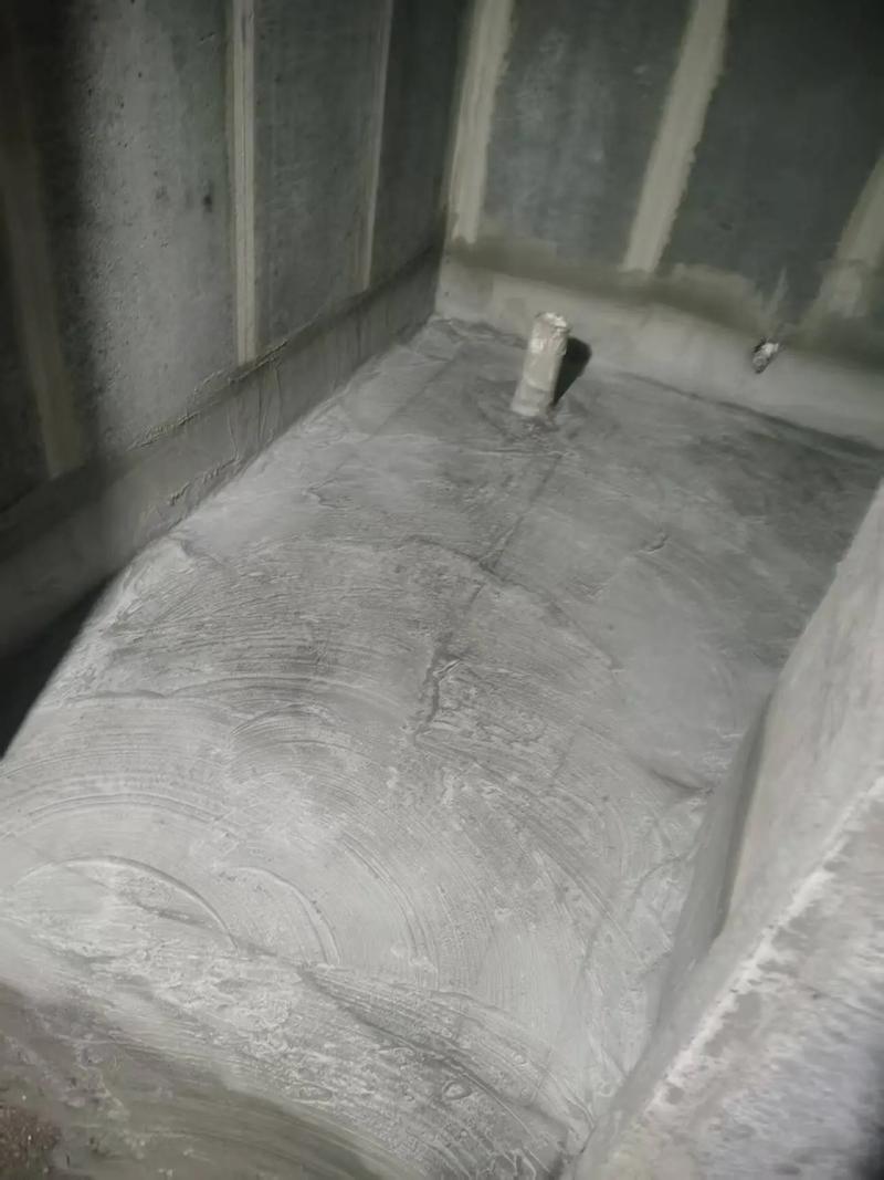 卫生间隔墙床头柜防潮处理施工实拍