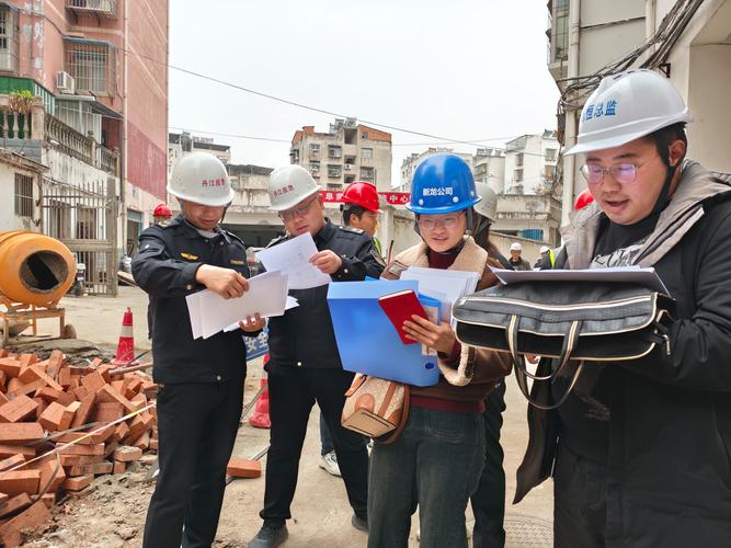 市政老旧小区改造工地现场工程风险排查