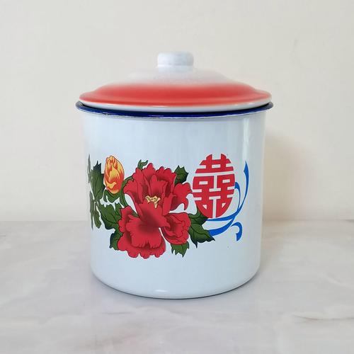 青海同仁六月会巷口麦茶摊搪瓷缸