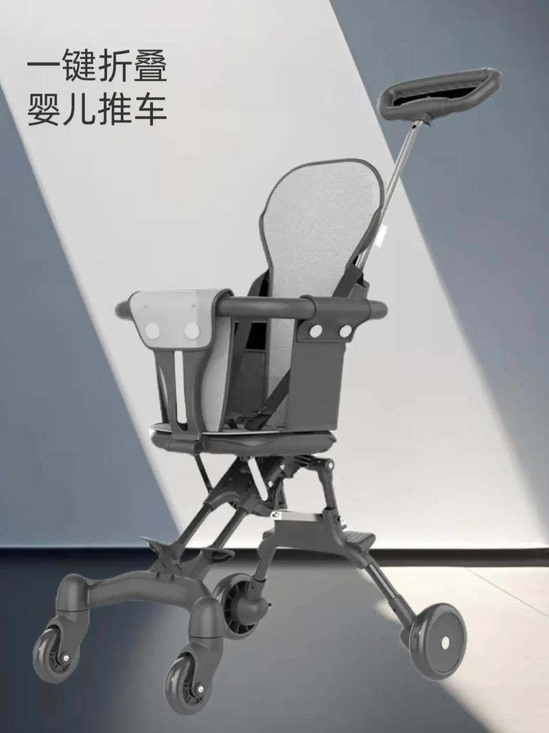 轻便型婴儿推车一键收车展现实用性