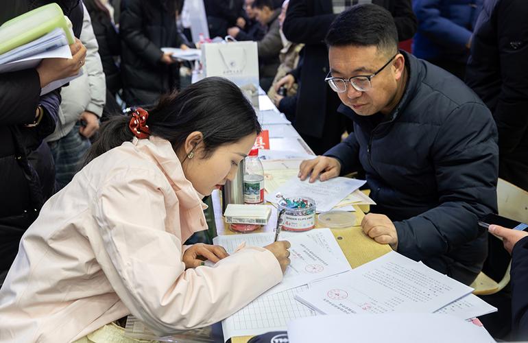 公费师范生培养协议签约现场纪实