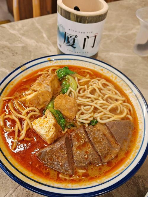 省钱旅行本地人巷子里吃沙茶面实拍