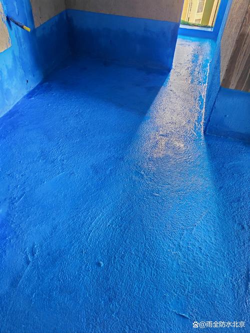 卫生间墙面防水涂料涂刷实拍