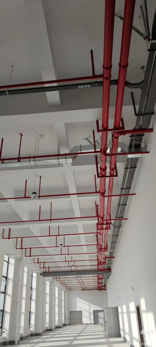 旧房翻新防火穿线管施工摆放图