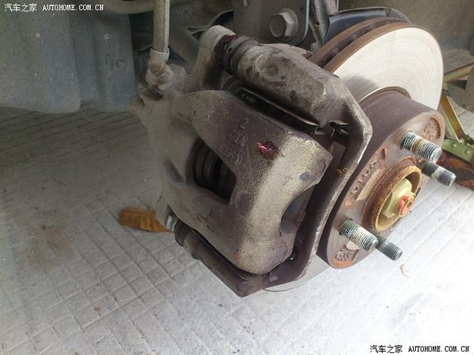 刹车分泵导向销带橡胶套拆解实拍