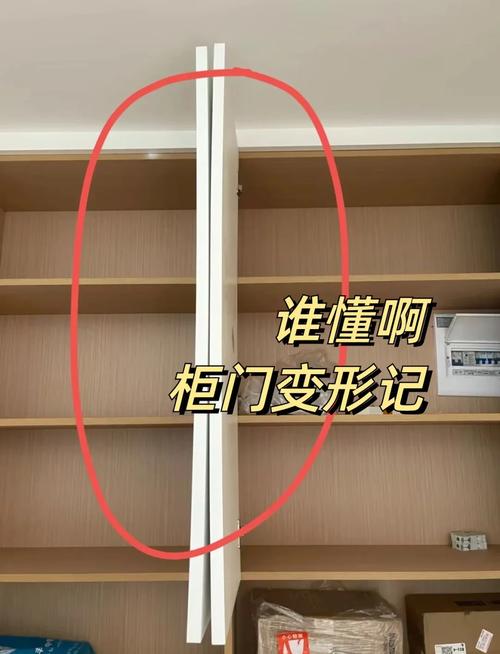 多层板柜门变形弯曲实例