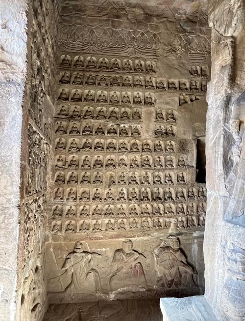 被盗挖损毁的河南巩义石窟寺残壁