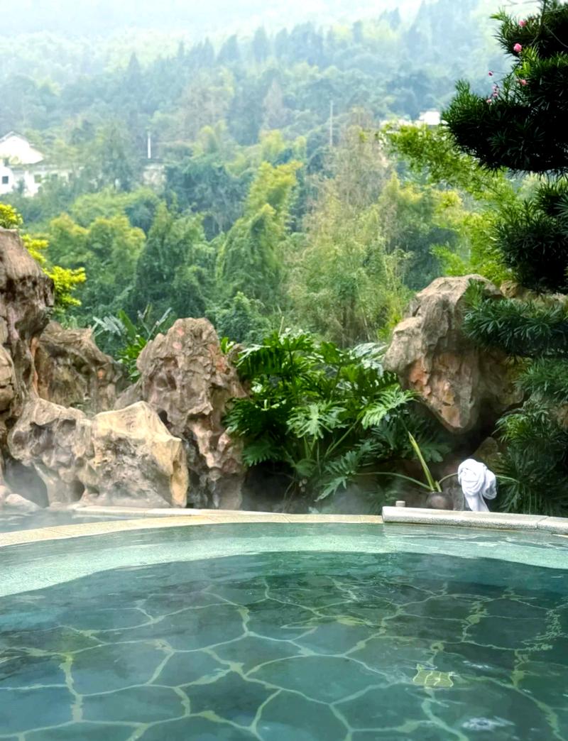 统景温泉峡谷长焦光柱