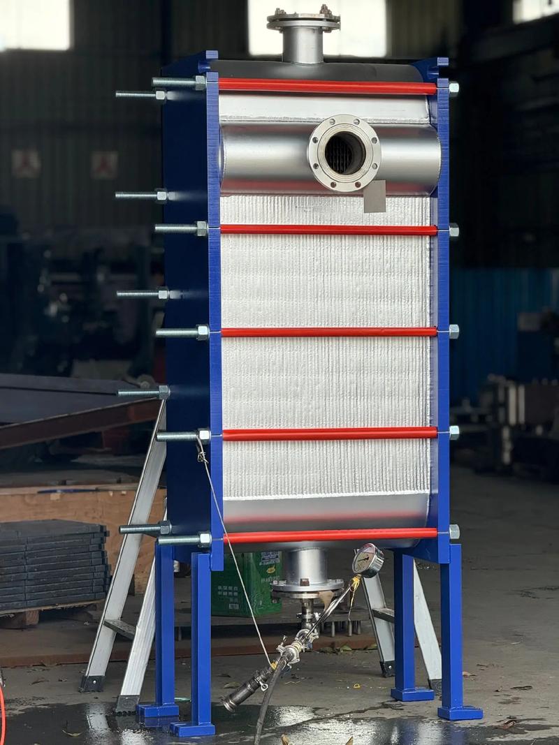 高性能全焊接板式换热器芯体组装